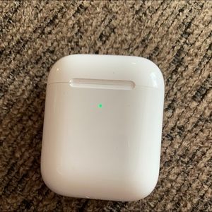 AirPods 2nd gen, wireless charging case